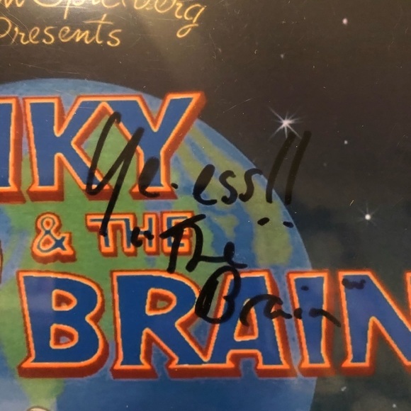 Pinky & the brain signed cast (Rp) ๐ - Picture 3 of 4